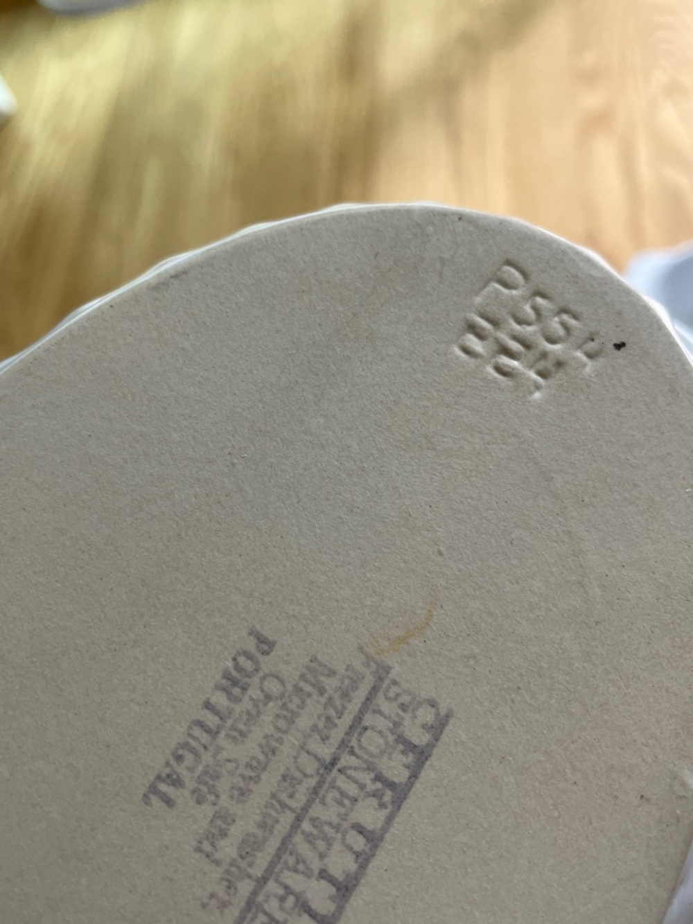 CERUTIL STONEWARE Oval Ceramic Baking Dishes in White (Set of 2) - Picture 10 of 10